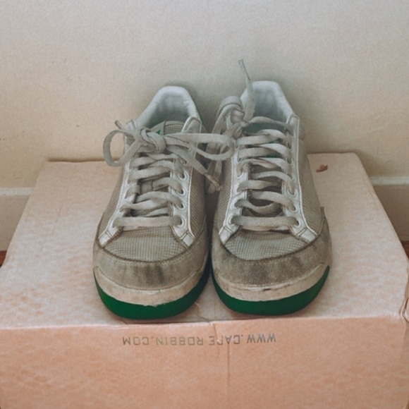 Adidas - Picture 2 of 5